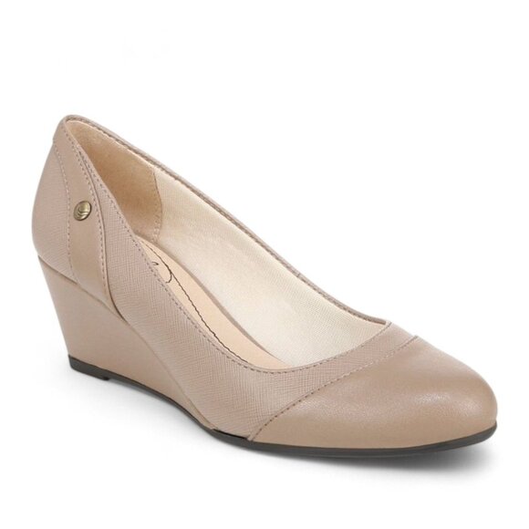 LifeStride Dreams Wedge Pumps - Stone - Picture 1 of 5
